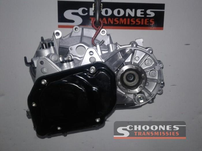 Gearbox from a Volkswagen Polo IV (9N1/2/3)  2007