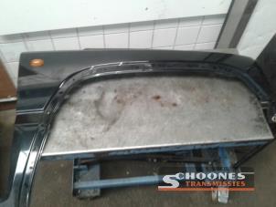 Used Front wing, right Jeep Cherokee Price on request offered by Schoones Transmissies B.V.