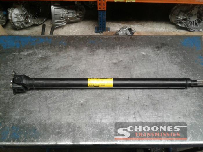 4x4 front intermediate driveshaft from a BMW 5-Serie 2019