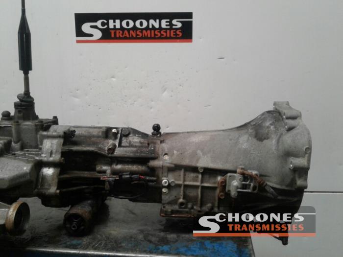 Gearbox from a Mitsubishi Pajero 2002