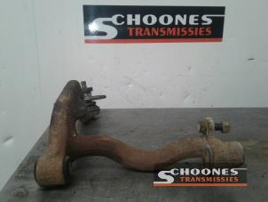 Used Front upper wishbone, left Volkswagen Transporter Price € 42,00 Margin scheme offered by Schoones Transmissies B.V.