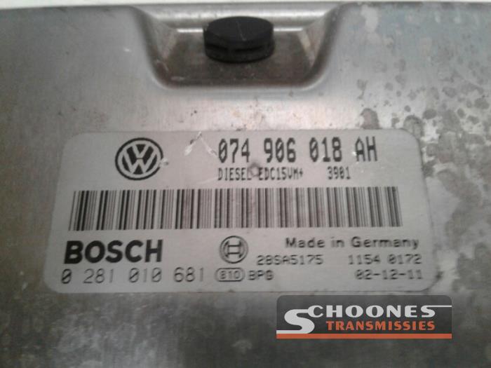 Used Engine management computer Volkswagen Transporter Price € 157,50 Margin scheme offered by Schoones Transmissies B.V.