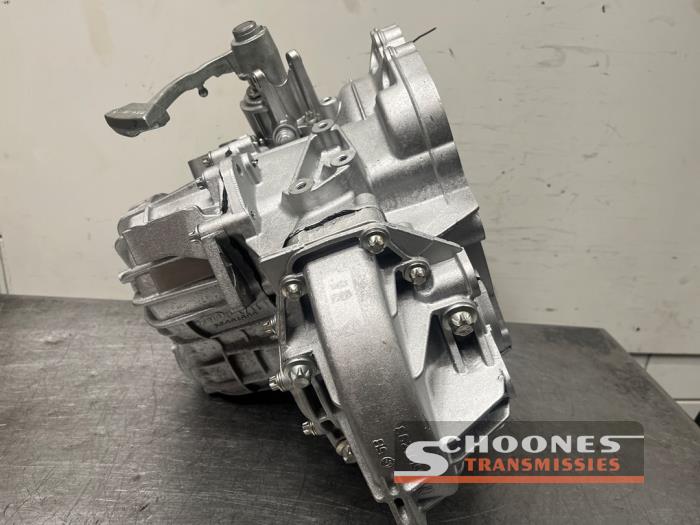 Gearbox from a Opel Astra J GTC (PD2/PF2)  2018