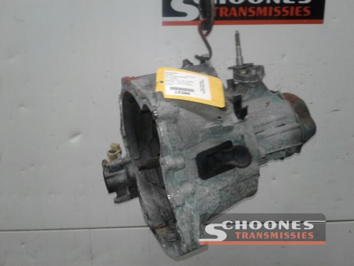 Gearbox from a Peugeot 307 (3A/C/D)  2002