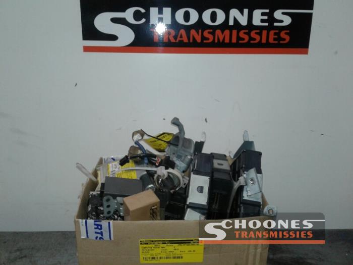 Used Engine management computer Mitsubishi Pajero Hardtop (V6/7) 3.2 DI-D 16V Long Price € 157,50 Margin scheme offered by Schoones Transmissies B.V.