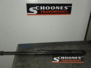Used Set of tailgate gas struts Landrover R.R.S. L320 Price € 31,76 Inclusive VAT offered by Schoones Transmissies B.V.