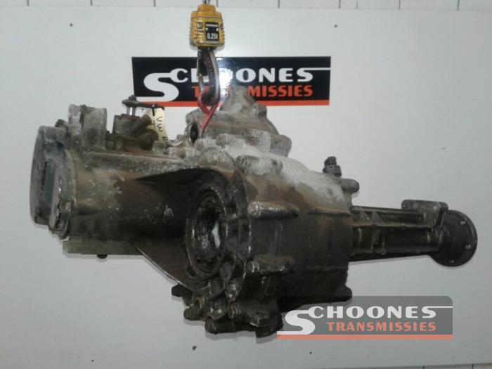 Gearbox Volkswagen Transporter T4 02B300047L DQL