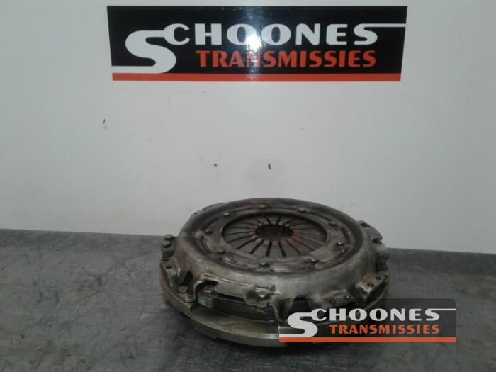 Clutch kit (complete) from a Jeep Patriot (MK74) 2.4 16V 4x4 2011