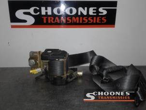 Usagé Tendeur de ceinture droit Fiat Ducato (243/244/245) 2.3 JTD 16V 15 Prix € 50,82 Prix TTC proposé par Schoones Transmissies B.V.