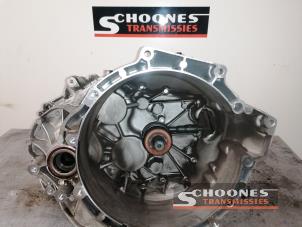Used Gearbox Ford Kuga II (DM2) Price € 735,00 Margin scheme offered by Schoones Transmissies B.V.