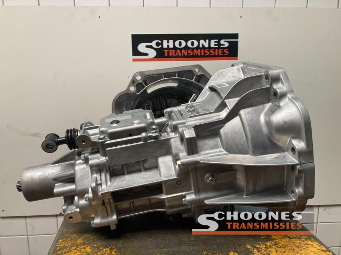 Gearbox Suzuki Jimny Hardtop 1.3i 16V VVT 4x4 Metal Top R72