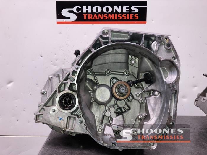 Gearbox Renault Clio V 1.0 TCe 100 12V JR5070 JR5070