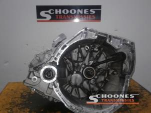 Used Gearbox Renault Clio IV (5R) 1.2 TCE 16V GT EDC Price € 600,00 Margin scheme offered by Schoones Transmissies B.V.