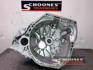 Overhauled Gearbox Dacia Duster (HS) 1.2 TCE 16V Price € 1.079,93 Inclusive VAT offered by Schoones Transmissies B.V.