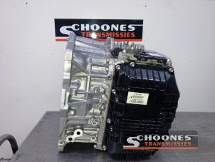 Używane Skrzynia biegów Volvo XC60 II (UZ) 2.0 B5 16V Mild Hybrid AWD Cena € 1.155,00 Procedura marży oferowane przez Schoones Transmissies B.V.