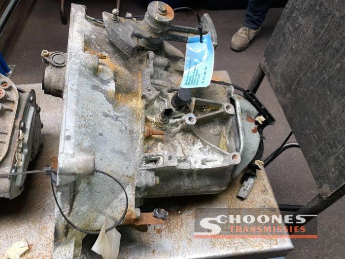 Gearbox from a Peugeot 208 II (UB/UH/UP)  2020