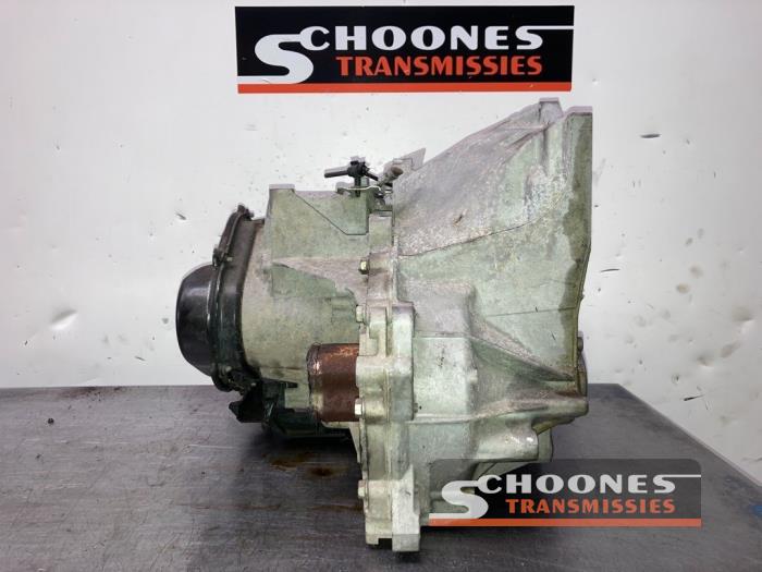 Gearbox from a Ford Fiesta 6 (JA8) 1.0 SCI 12V 80 2015