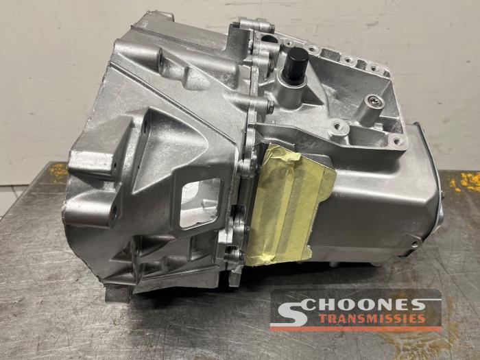 Gearbox from a Citroën C4 Picasso (UD/UE/UF)  2010