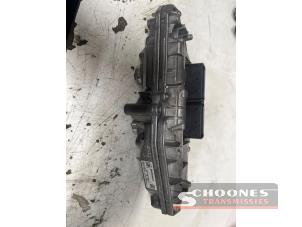 Used Automatic gearbox computer Renault Captur (2R) Price on request offered by Schoones Transmissies B.V.
