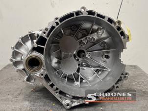 Skontrolowane Skrzynia biegów Ford Transit Cena € 1.754,50 Z VAT oferowane przez Schoones Transmissies B.V.