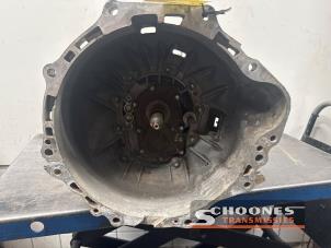 Used Gearbox Toyota Hilux IV 2.5 D4-D 16V 4x4 Price € 1.079,93 Inclusive VAT offered by Schoones Transmissies B.V.