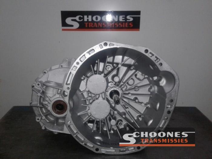 Overhauled Gearbox Renault Trafic New (FL) 2.0 16V Price € 1.397,55 Inclusive VAT offered by Schoones Transmissies B.V.