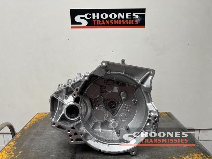 Révisé Boîte de vitesse Opel Astra K 1.2 Turbo 12V Prix € 2.350,43 Prix TTC proposé par Schoones Transmissies B.V.