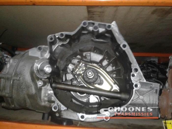 Usagé Boîte de vitesse Audi A4 Avant Quattro (B8) 2.0 TFSI 16V Prix € 997,50 Règlement à la marge proposé par Schoones Transmissies B.V.
