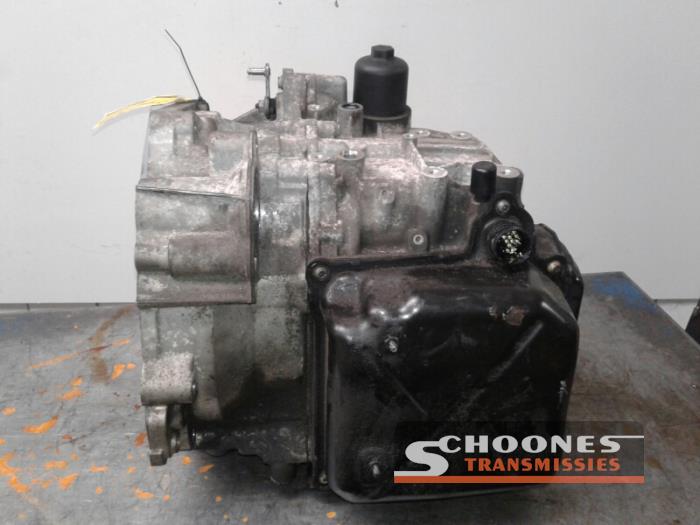 Gearbox from a Volkswagen Touran (1T1/T2) 1.9 TDI 105 2009
