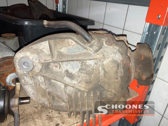 Rear differential from a Landrover Range Rover 2003