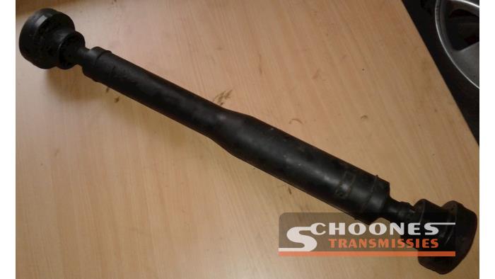 4x4 front intermediate driveshaft from a Landrover R.R.S. L320 2006
