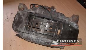 Used Front brake calliper, left Landrover R.R.S. L320 Price on request offered by Schoones Transmissies B.V.