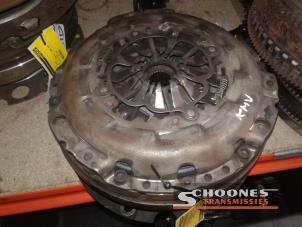 Used Clutch kit (complete) Audi S5 Price on request offered by Schoones Transmissies B.V.