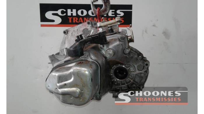 Gearbox from a Peugeot 208 I (CA/CC/CK/CL)  2016