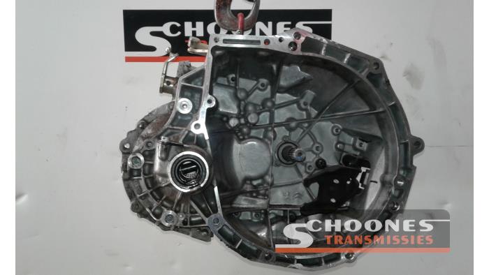 Gearbox from a Peugeot 208 I (CA/CC/CK/CL)  2016