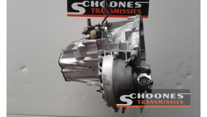 Gearbox from a Peugeot 407 (6D) 2.0 HDiF 16V 2008