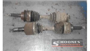 Used Front drive shaft, right Ford Ranger Price on request offered by Schoones Transmissies B.V.