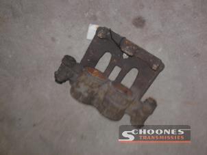 Used Front brake calliper, right Mercedes Sprinter Price on request offered by Schoones Transmissies B.V.