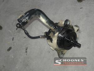 Used Brake servo vacuum pump Nissan Navara Price on request offered by Schoones Transmissies B.V.