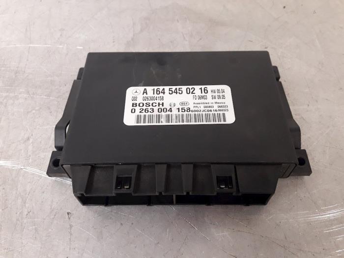 Begagnade PDC-modul Mercedes ML II (164/4JG) 3.0 ML-280 CDI 4-Matic V6 24V Pris € 75,00 Marginaltabell erbjuds av Tijdeman Mercedes Onderdelen