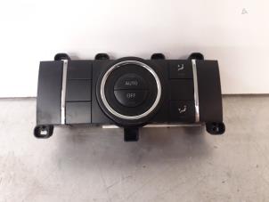 Used Heater control panel Mercedes ML II (164/4JG) 3.0 ML-280 CDI 4-Matic V6 24V Price on request offered by Tijdeman Mercedes Onderdelen