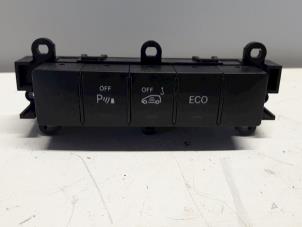 Used Start/stop switch Mercedes B (W245,242) 1.5 B-160 16V Price on request offered by Tijdeman Mercedes Onderdelen
