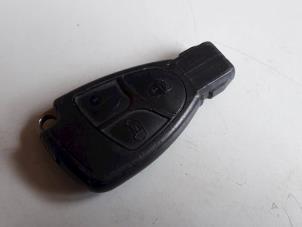 Gebrauchte Schlüssel Mercedes Vito (639.6) 2.2 109 CDI 16V Preis auf Anfrage angeboten von Tijdeman Mercedes Onderdelen