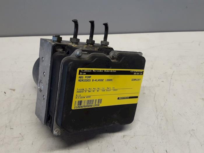 Begagnade ABS-pump Mercedes B (W245) 1.7 B-170 16V Pris € 75,00 Marginaltabell erbjuds av Tijdeman Mercedes Onderdelen