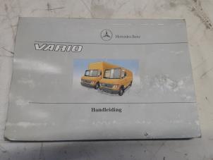 Used Instruction Booklet Mercedes Vario 814D 12V Price on request offered by Tijdeman Mercedes Onderdelen