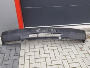 Used Front bumper Mercedes Vario 812D Price on request offered by Tijdeman Mercedes Onderdelen