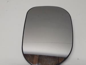 New Mirror glass, right Mercedes ML I (163) 230 2.3 16V Price on request offered by Tijdeman Mercedes Onderdelen