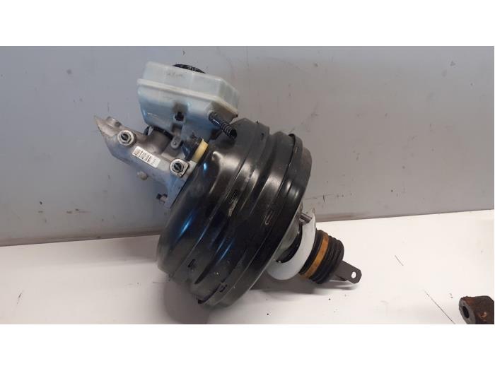 Usados Servofreno Mercedes E (W211) 2.2 E-200 CDI 16V Precio € 90,00 Norma de margen ofrecido por Tijdeman Mercedes Onderdelen