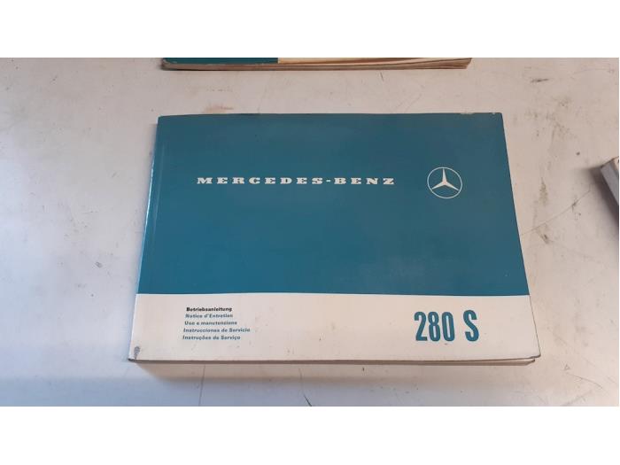 Livret d'instructions d'un Mercedes-Benz S (W108/109) 280 S 1968