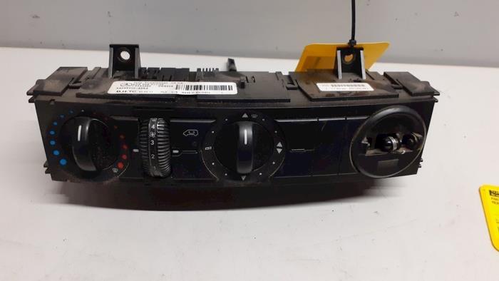 Heater control panel from a Mercedes-Benz Sprinter 3,5t (906.63) 210 CDI 16V Euro 5 2011
